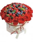 Roses & Fruits & Berries Red