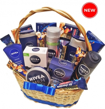 A large set for a Sweet Tooth Macho